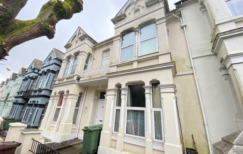 Connaught Avenue, Mutley, Plymouth - Image 1